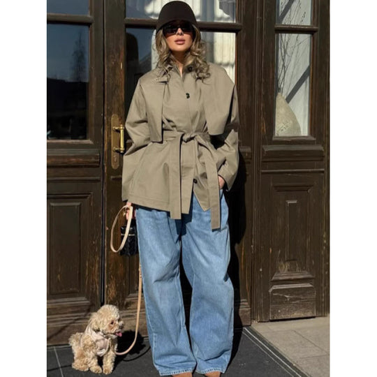 Damen Trenchcoat mit taillierbarem Gürtel und modischen Revers Heidi-Mode