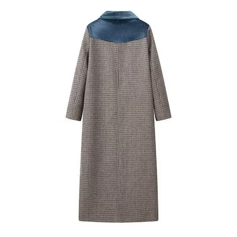 Damen eleganter langärmliger Mantel mit samtigen Akzenten Heidi-Mode