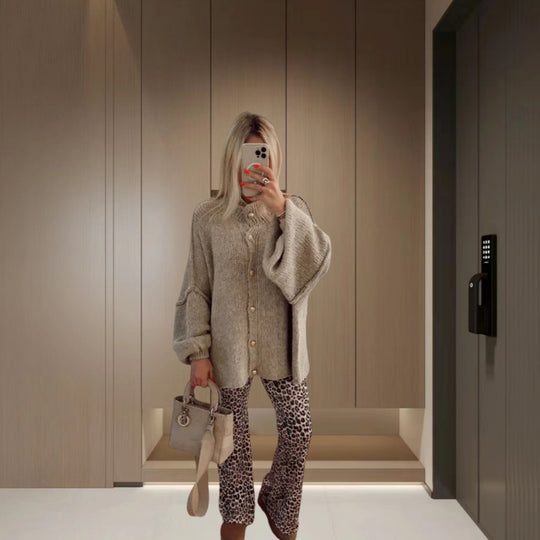 Damen Strickjacke mit weiten Ärmeln und Knopfdetails Heidi-Mode