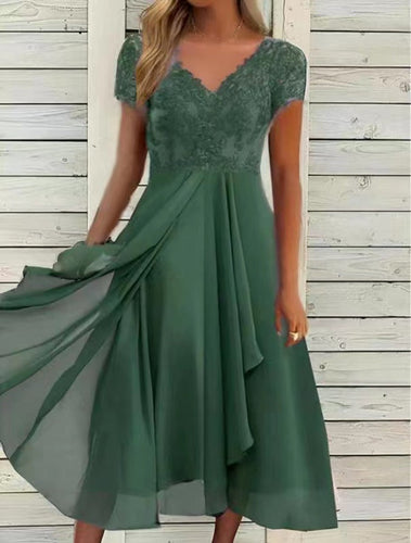 Midikleid mit Frontschlitz