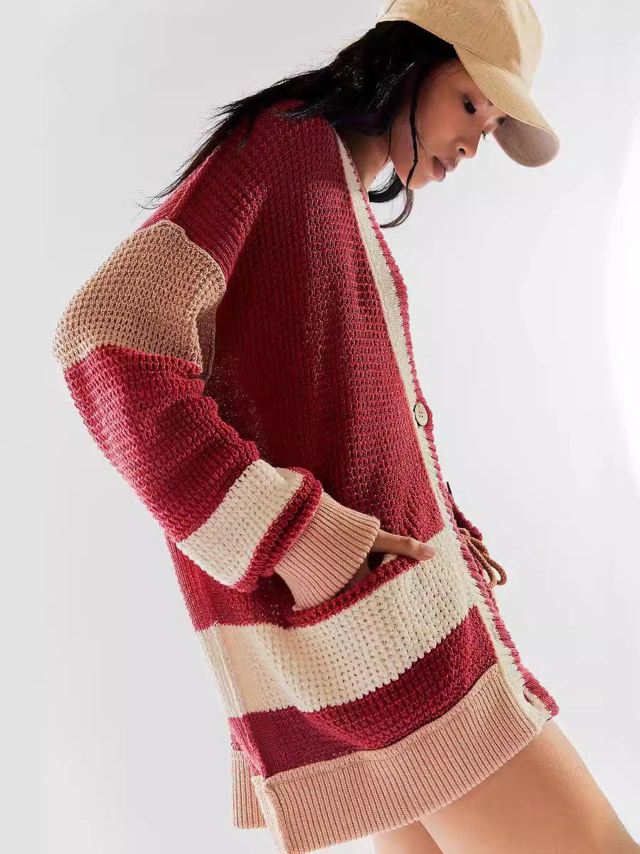 Damen lässiger Strickcardigan mit großen Taschen und stilvollen Kontraststreifen Heidi-Mode