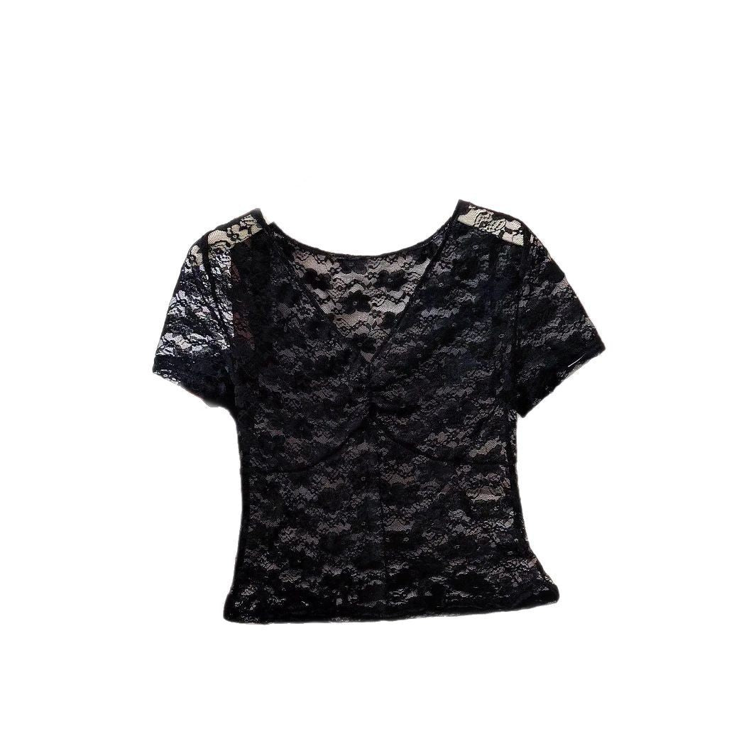 Damen Spitzentop mit femininer Passform und dekorativen Rüschendetails Heidi-Mode