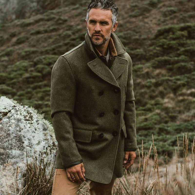 Herren eleganter Mantel mit doppelter Knopfleiste und hohem Kragen Heidi-Mode