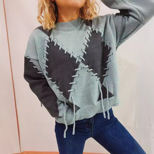 Damen gemütlicher Strickpullover mit auffälligem Design und modernen Schnürdetails Heidi-Mode