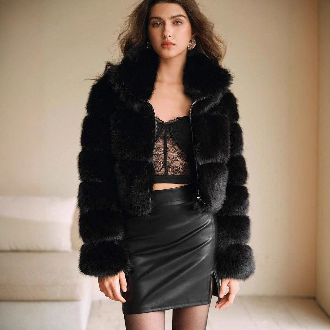 Damen Flauschige gesteppte Kunstfelljacke mit breiten Kragen und Reißverschluss Heidi-Mode