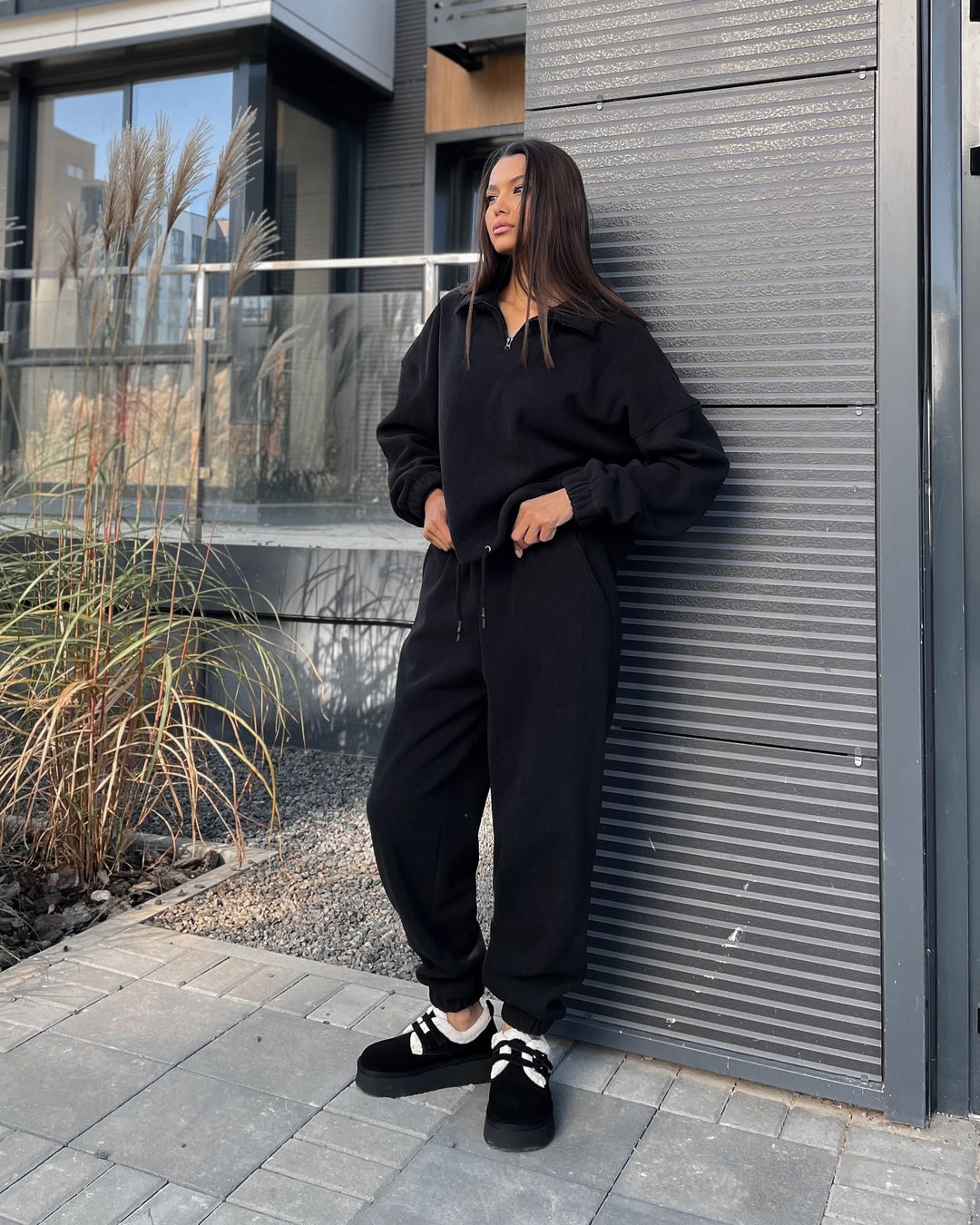 Damen Fleece-Loungewear-Anzug mit halbem Reißverschluss und elastischem Bund Heidi-Mode