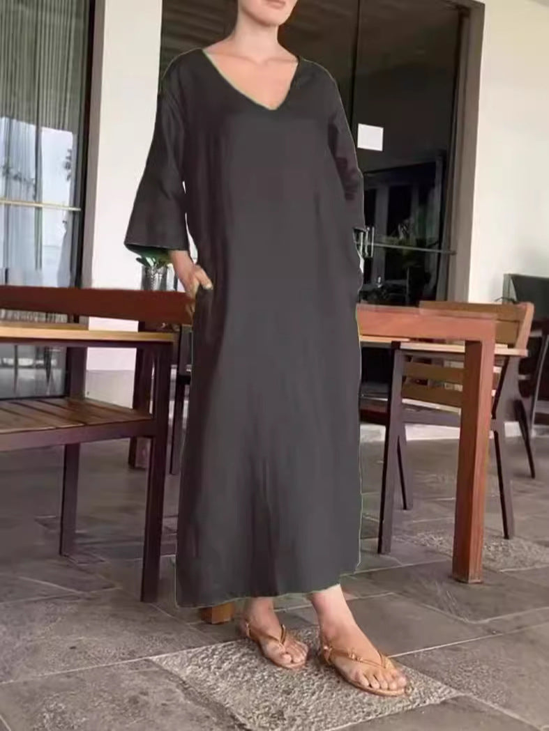 Damen luftiges Maxikleid aus atmungsaktiver Baumwolle mit V-Ausschnitt und praktischen Taschen Heidi-Mode