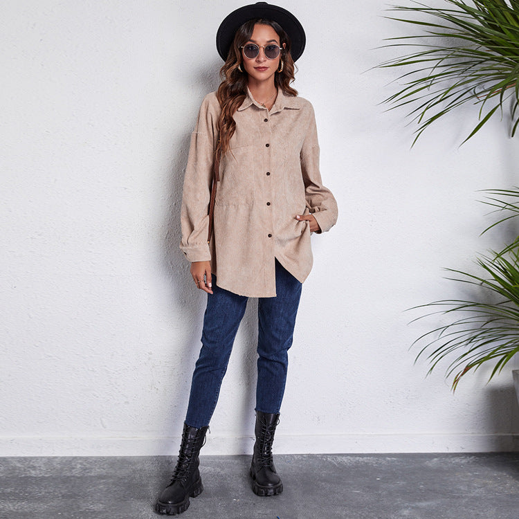 Damen Cord-Hemdbluse mit knöpfbarem Verschluss und leichtem Oversized-Schnitt Heidi-Mode