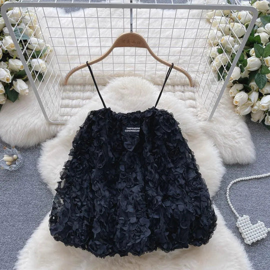 Heidi-Mode | Kurzes Top mit dreidimensionalen Blumen