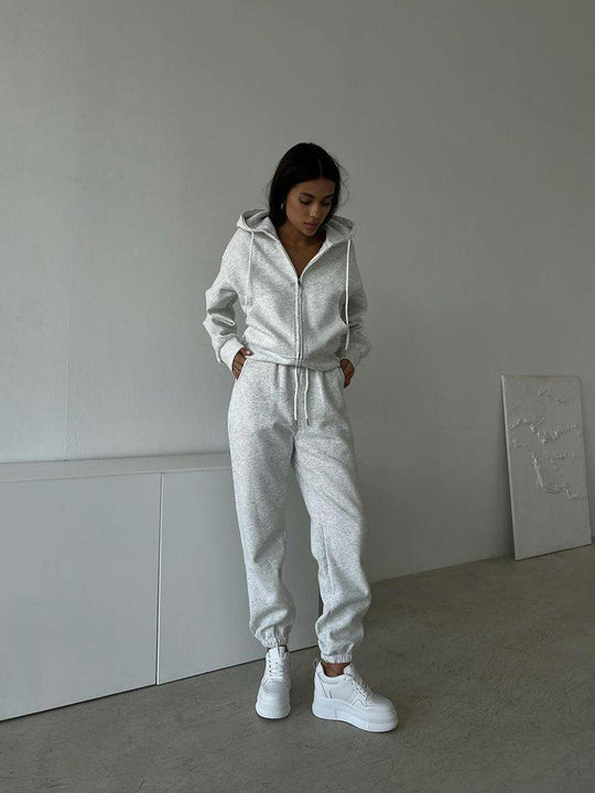 Damen sportliches Fleece-Jogginganzug mit praktischer Kapuze und elastischem Bund Heidi-Mode