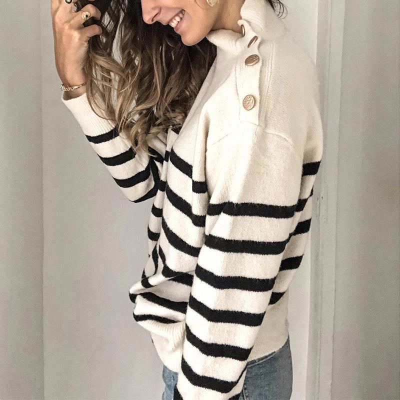 Damen gestreifter Pullover mit Stehkragen und Knopfdetails Heidi-Mode