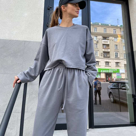 Damen Relaxed Fit Jogginganzug mit praktischer Taillenkordel und stylischen Bündchen Heidi-Mode