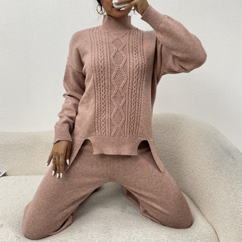 Damen eleganter Strickanzug mit hohem Kragen und farbenfrohem Muster Heidi-Mode