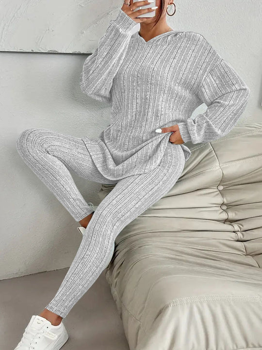 Damen gemütliches Strick-Set mit oversized Oberteil und enganliegenden Leggings Heidi-Mode