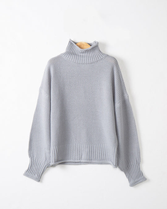Damen modischer Pullover mit hohem Kragen und strukturierter Textur Heidi-Mode