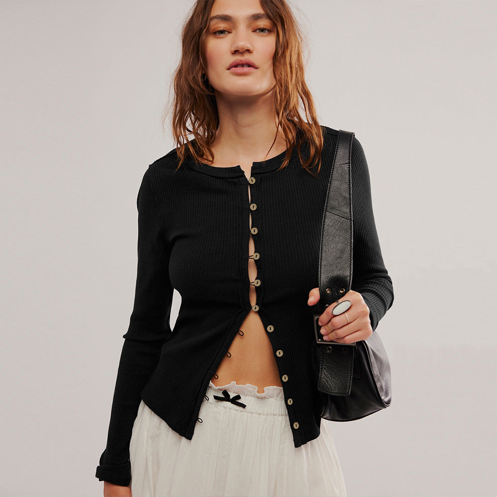 Damen Langärmliges Rippoberteil mit durchgehender Knopfleiste und figurbetontem Schnitt Heidi-Mode