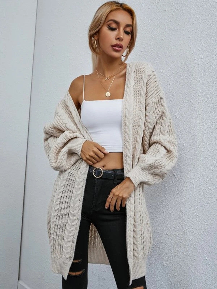 Damen Grobstrick Cardigan mit lässigem Oversize-Schnitt und raffiniertem Zopfmuster Heidi-Mode