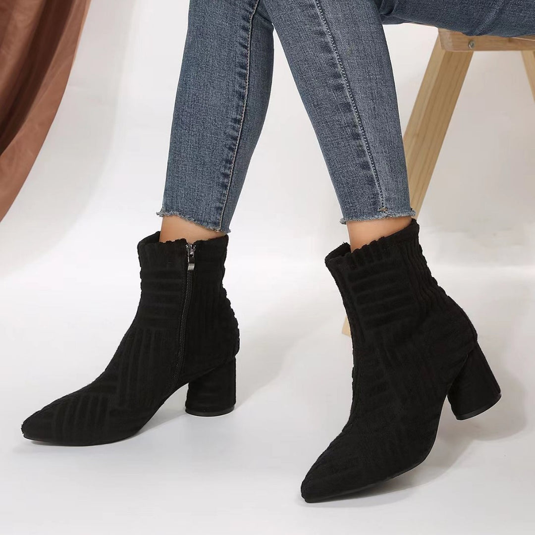 Damen Stiefeletten mit zeitgemäßem Strickdesign und komfortablem Blockabsatz Heidi-Mode