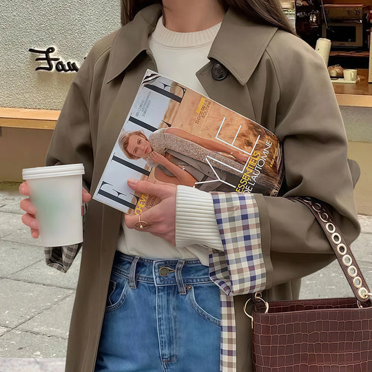 Damen Elegante Trenchcoat mit karierter Innenausstattung und weitgehendem Schnitt Heidi-Mode