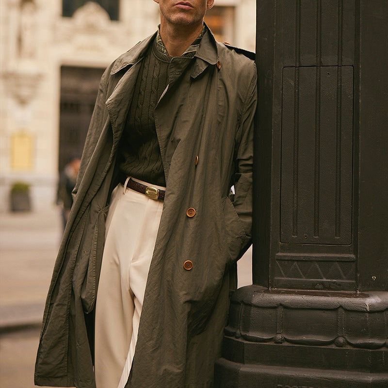 Herren Lange Trenchcoat im klassischen Stil mit praktischen Taschen Heidi-Mode