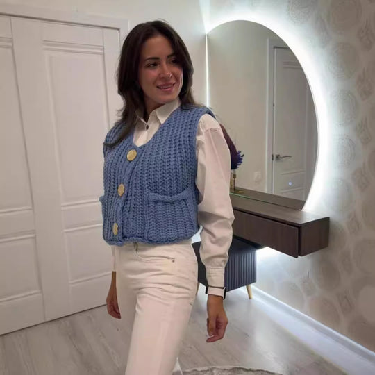 Damen Strickweste mit praktischen Taschen und dekorativen Knöpfen Heidi-Mode