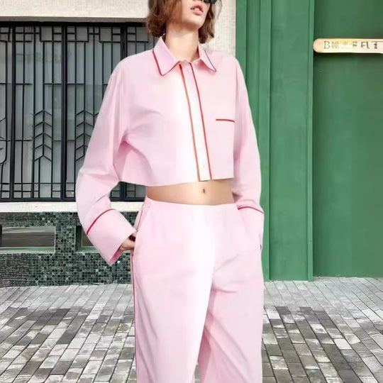 Damen modisches zweiteiliges Set mit Crop-Top und weiten Hosen Heidi-Mode