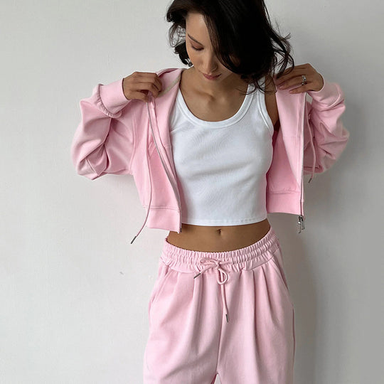 Damen Cropped Hoodie und entspannte Jogginghose Set Heidi-Mode