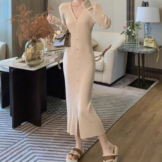 Damen Elegantes Maxikleid mit Knopfdetails und V-Ausschnitt Heidi-Mode