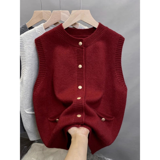 Damen Strickweste mit Knopfdetails und seitlichen Taschen Heidi-Mode
