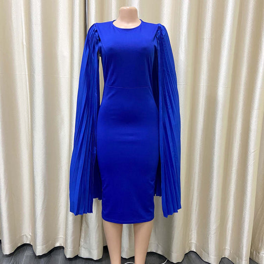 Damen Kleid mit dramatischen Plisseeärmeln und figurbetontem Schnitt Heidi-Mode