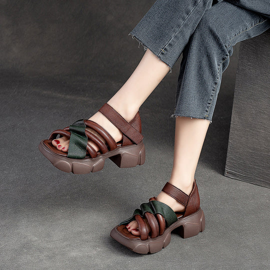 Damen modische Sandalen mit innovativem Riemendesign und stabiler Gummisohle Heidi-Mode