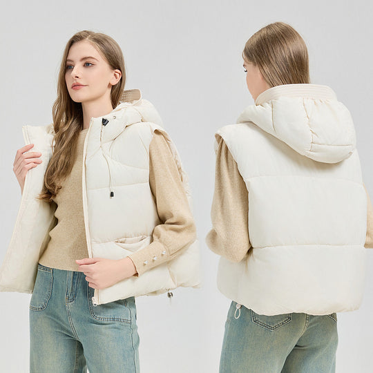 Damen gesteppte Weste mit abnehmbarer Kapuze und seitlichen Eingrifftaschen Heidi-Mode