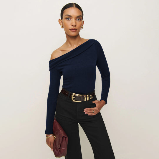 Damen Elegantes Langarmoberteil mit schrägem Ausschnitt und figurbetontem Schnitt Heidi-Mode