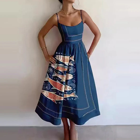 Heidi Mode | Einfarbiges Kleid mit U-Ausschnitt und Strapsen