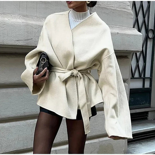 Damen modischer Oversized-Mantel mit innovativem Wickeldesign Heidi-Mode
