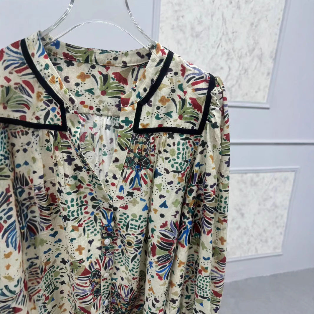 Damen Bluse mit aufwendigem Blumenmuster und eleganten Akzenten Heidi-Mode