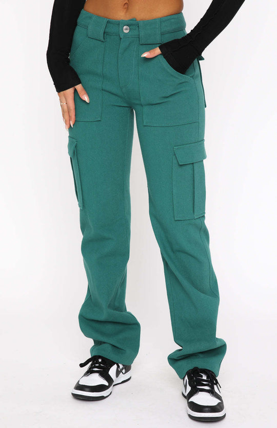 Damen Cargo-Style Hose mit hohen Taschen und entspannter Passform Heidi-Mode