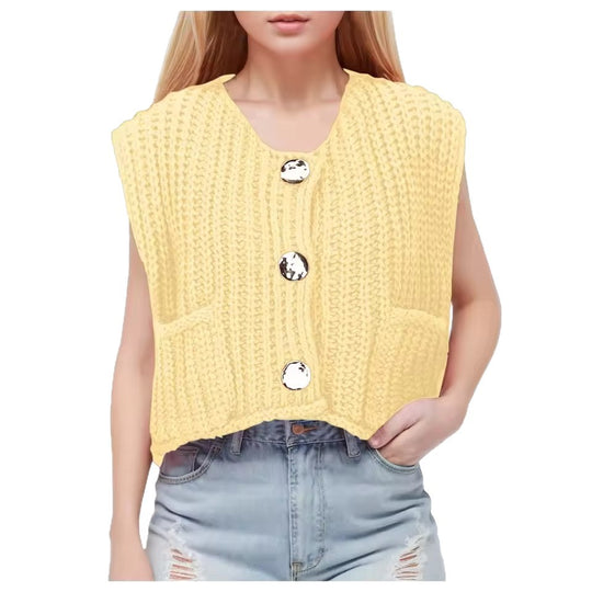Damen Strickweste mit praktischen Taschen und dekorativen Holzknöpfen Heidi-Mode