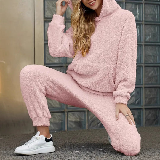 Damen Fleece-Loungewear-Set mit Kapuze und Taschen Heidi-Mode
