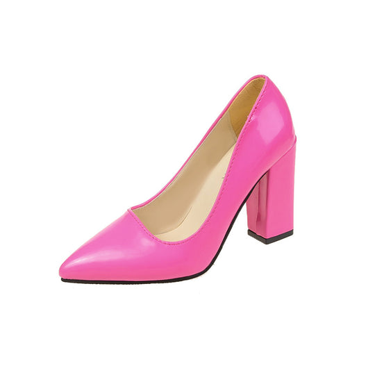 Damen Spitzen Pumps mit bequemem Blockabsatz und glänzendem Finish Heidi-Mode
