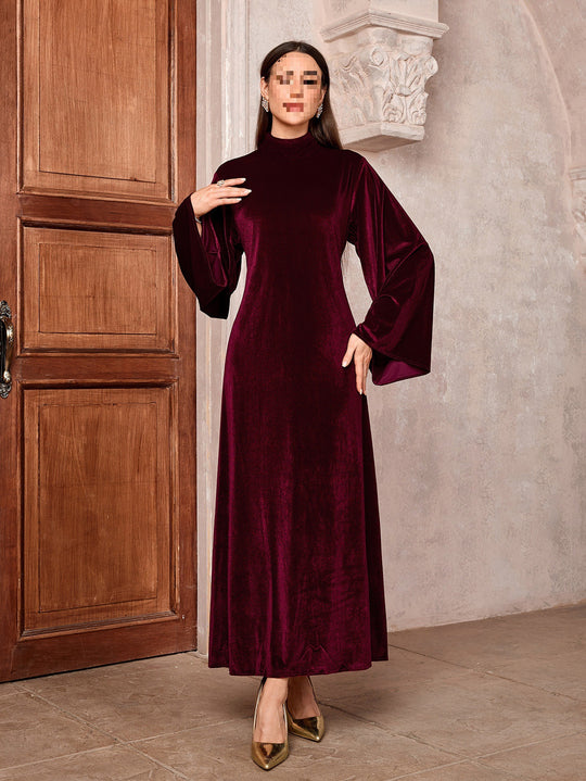 Damen Samtkleid mit elegantem Stehkragen und voluminösen Ärmeln Heidi-Mode