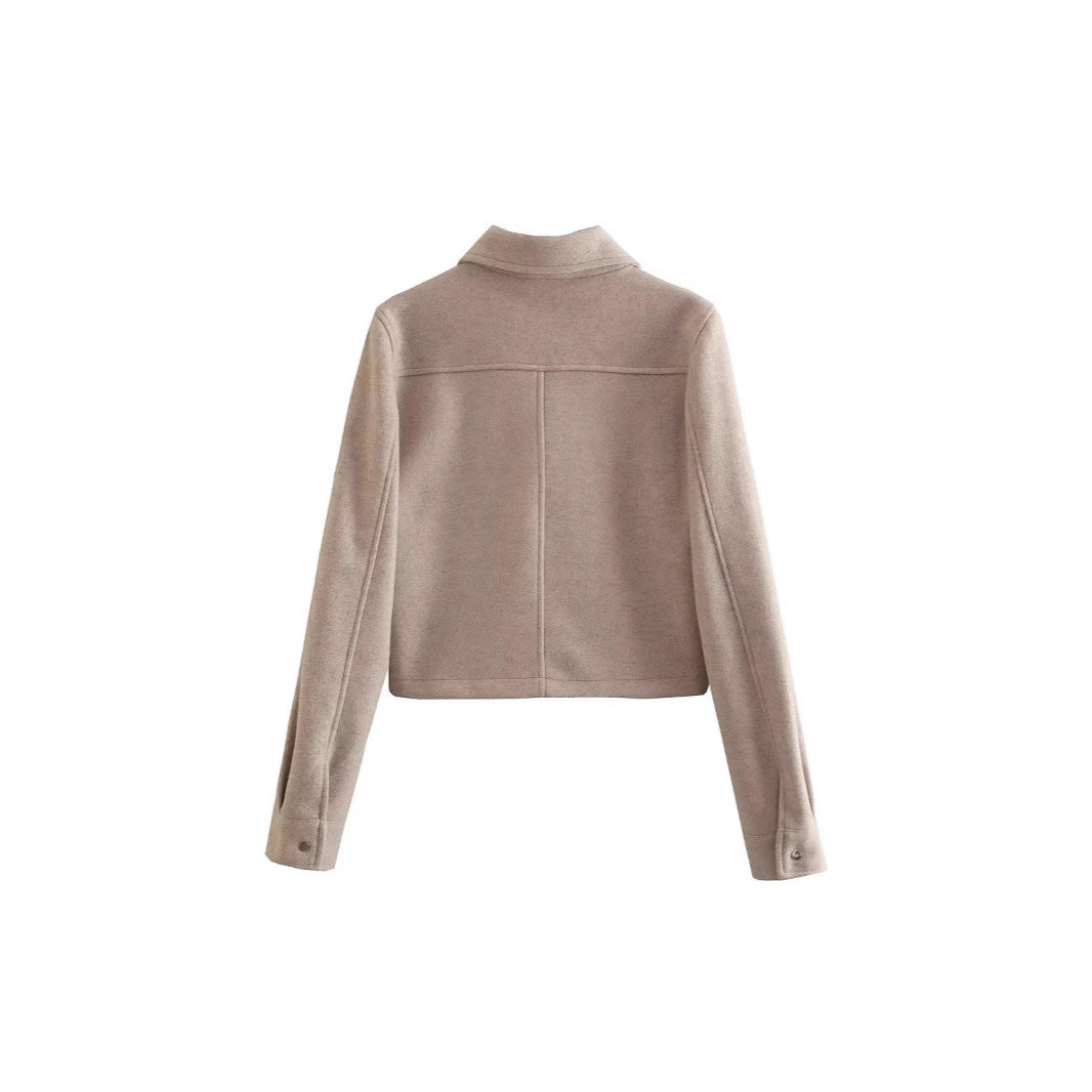 Damen kurze Wolljacke im klassischen Stil mit aufgesetzten Taschen Heidi-Mode