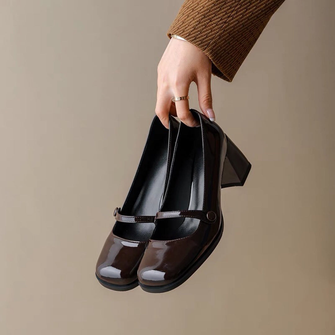Damen High-Heel Mary Jane Pumps mit glänzender Oberfläche und komfortabler Fußbettung Heidi-Mode