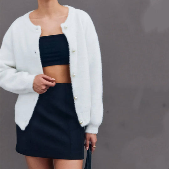 Damen Flauscher Cardigan mit dekorativen Perlenknöpfen Heidi-Mode