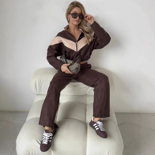 Damen Sportlicher Loungewear-Set mit gestreiftem Design und hohem Kragen Heidi-Mode