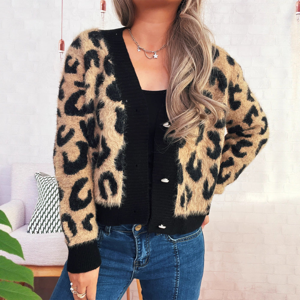 Damen oversized Strickjacke mit tierischem Leopardenmuster und knöpfbarem Design Heidi-Mode