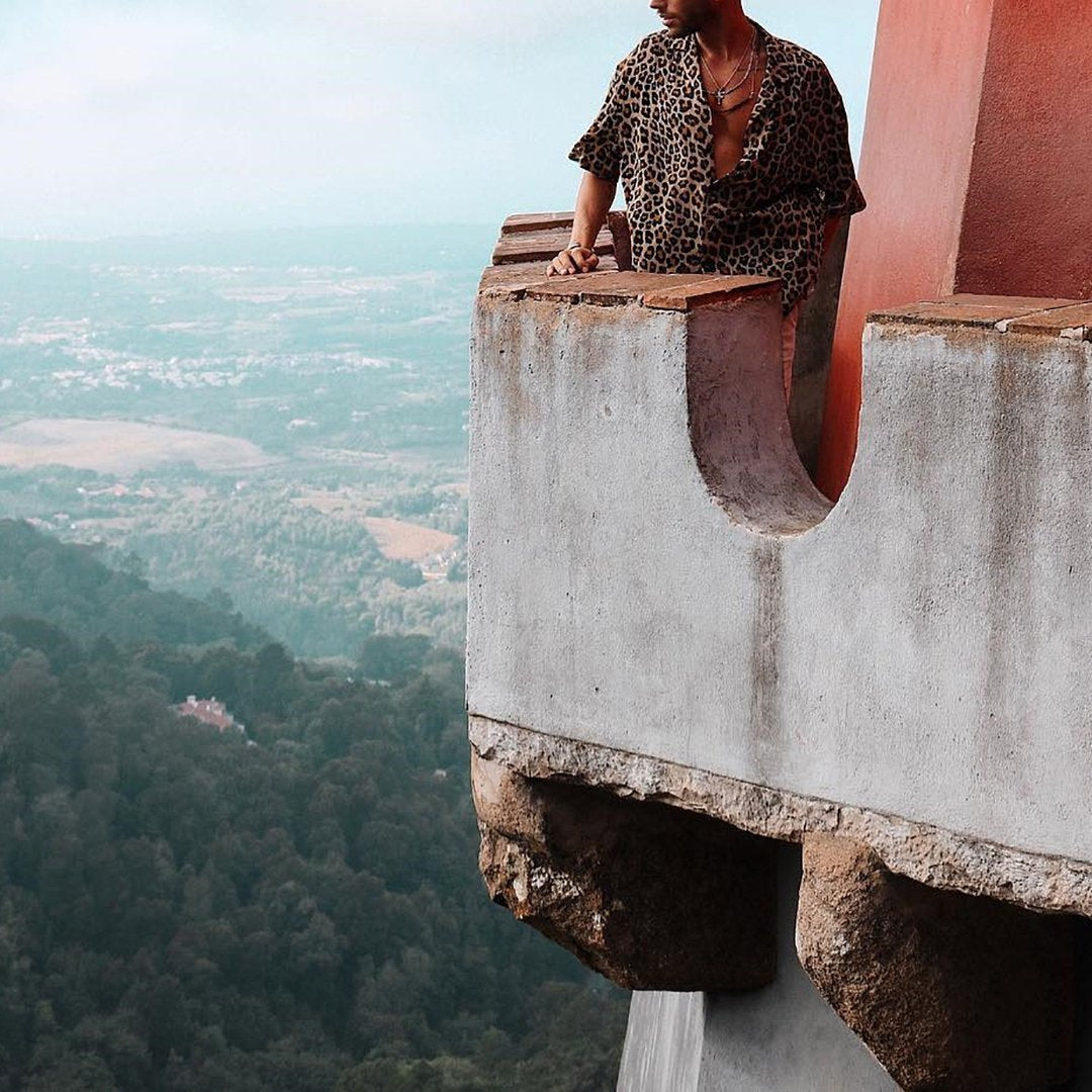 Herren Kurzarm-Hemd mit modernem Leopardenmuster und lässigem Schnitt Heidi-Mode