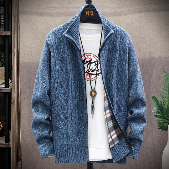 Herren Strickjacke mit Kunstlederdetails und hohem Kragen Heidi-Mode