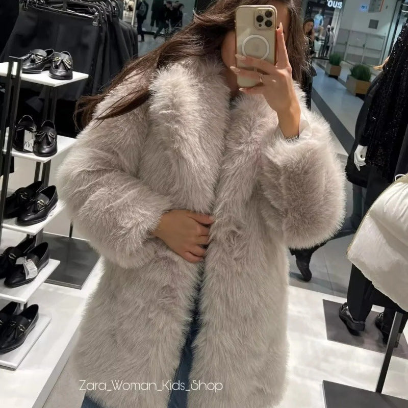 Damen Kuschelige Teddyjacke mit elegantem Revers und großzügigen Taschen Heidi-Mode