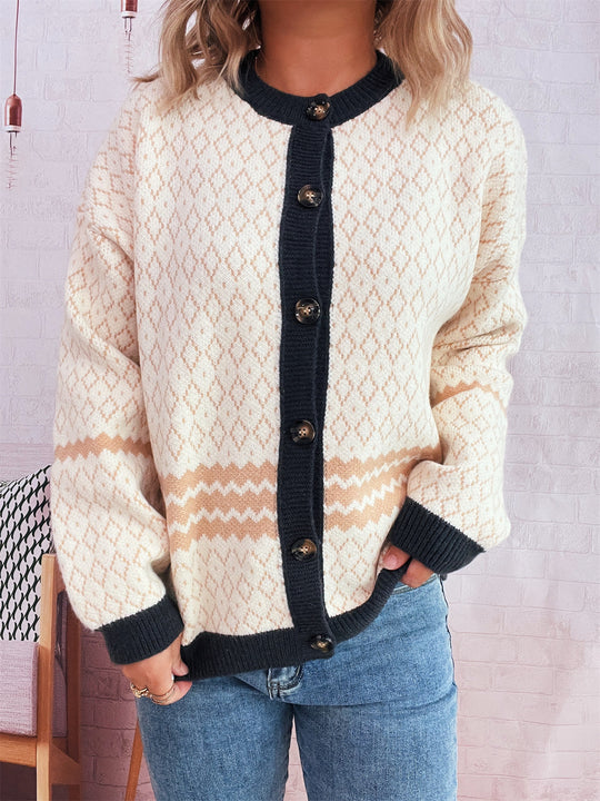 Damen Strickjacke mit vielseitigem Muster und eleganten Knopfdetails Heidi-Mode